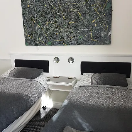 Binton Guest House-2